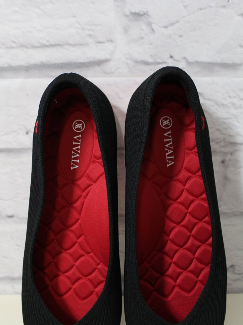 Vivaia Margot Red Black Square Toe V Cut Slip On Ballet Flats Size 41.5 - Picture 3 of 9